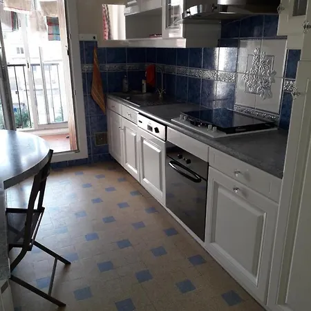 Chambre B2 Dans Un Appartement En Colocation Marseille Extérieur photo