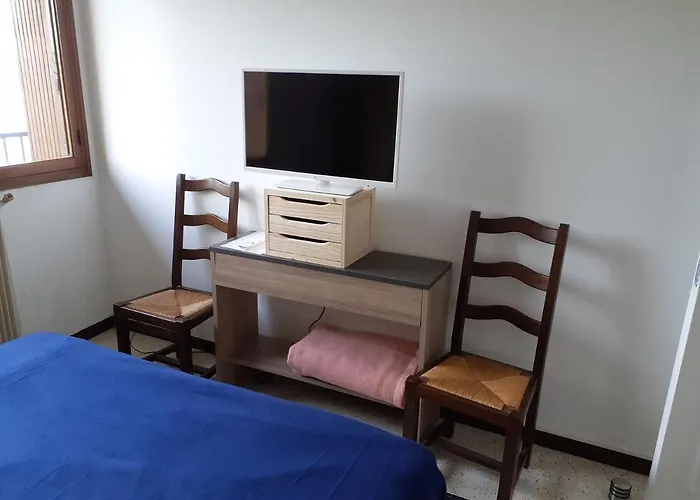 Chambre B2 Dans Un Appartement En Colocation